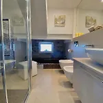 La Finestra Sul Mare Apartment *